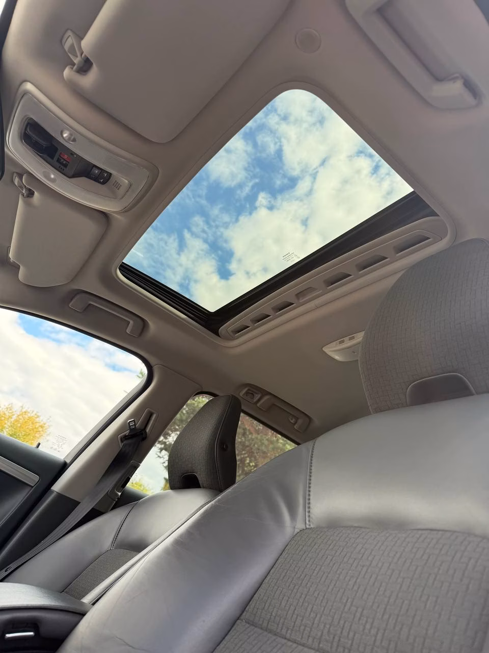 Volvo V70 фото 14