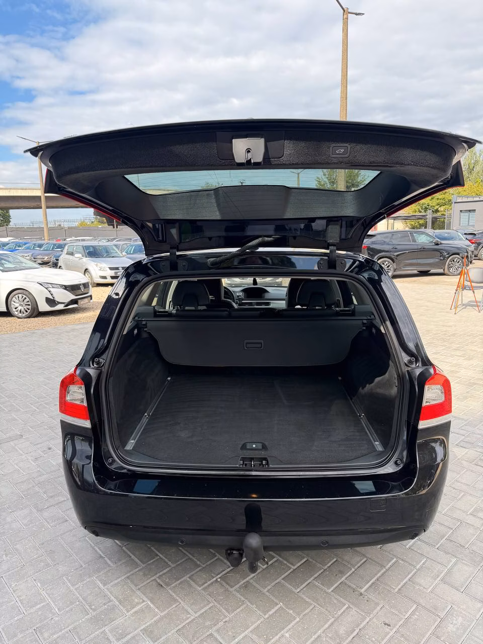 Volvo V70 фото 17