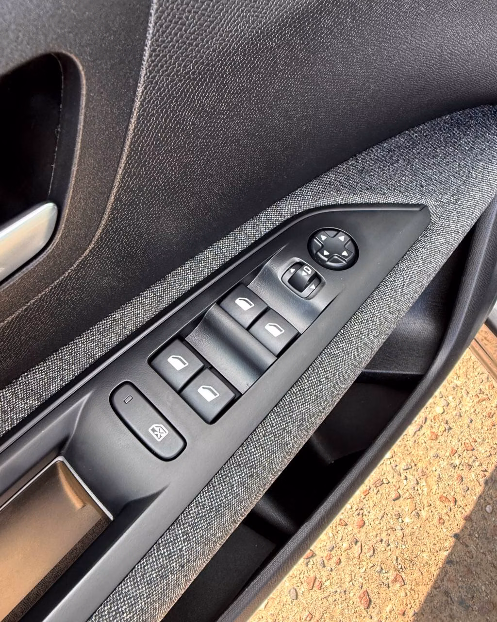Peugeot 3008 фото 15