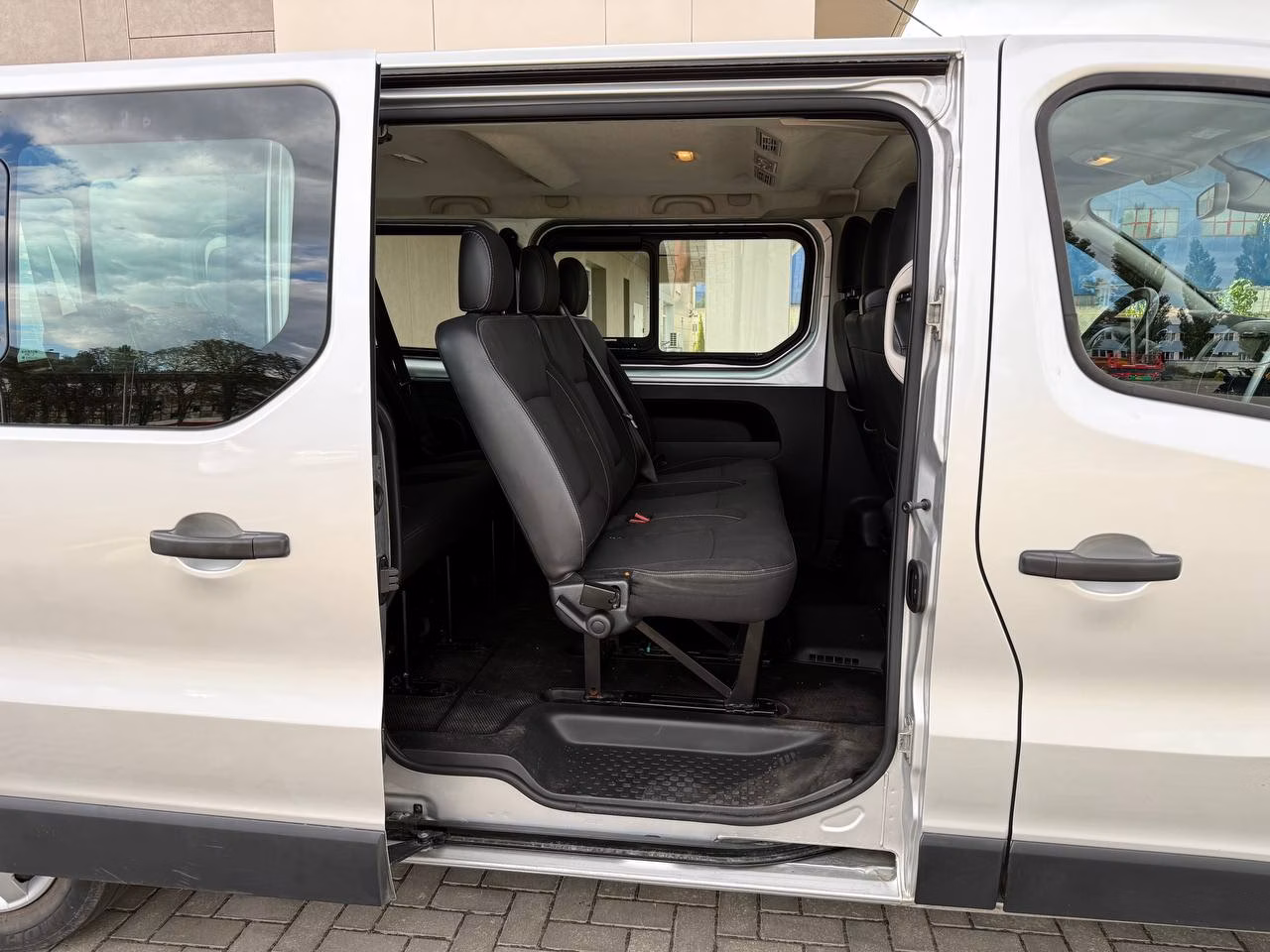 Renault Trafic фото 19