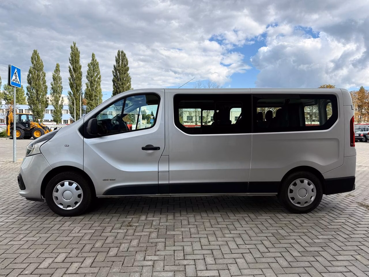 Renault Trafic фото 3