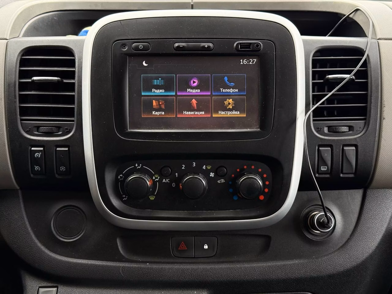 Renault Trafic фото 25
