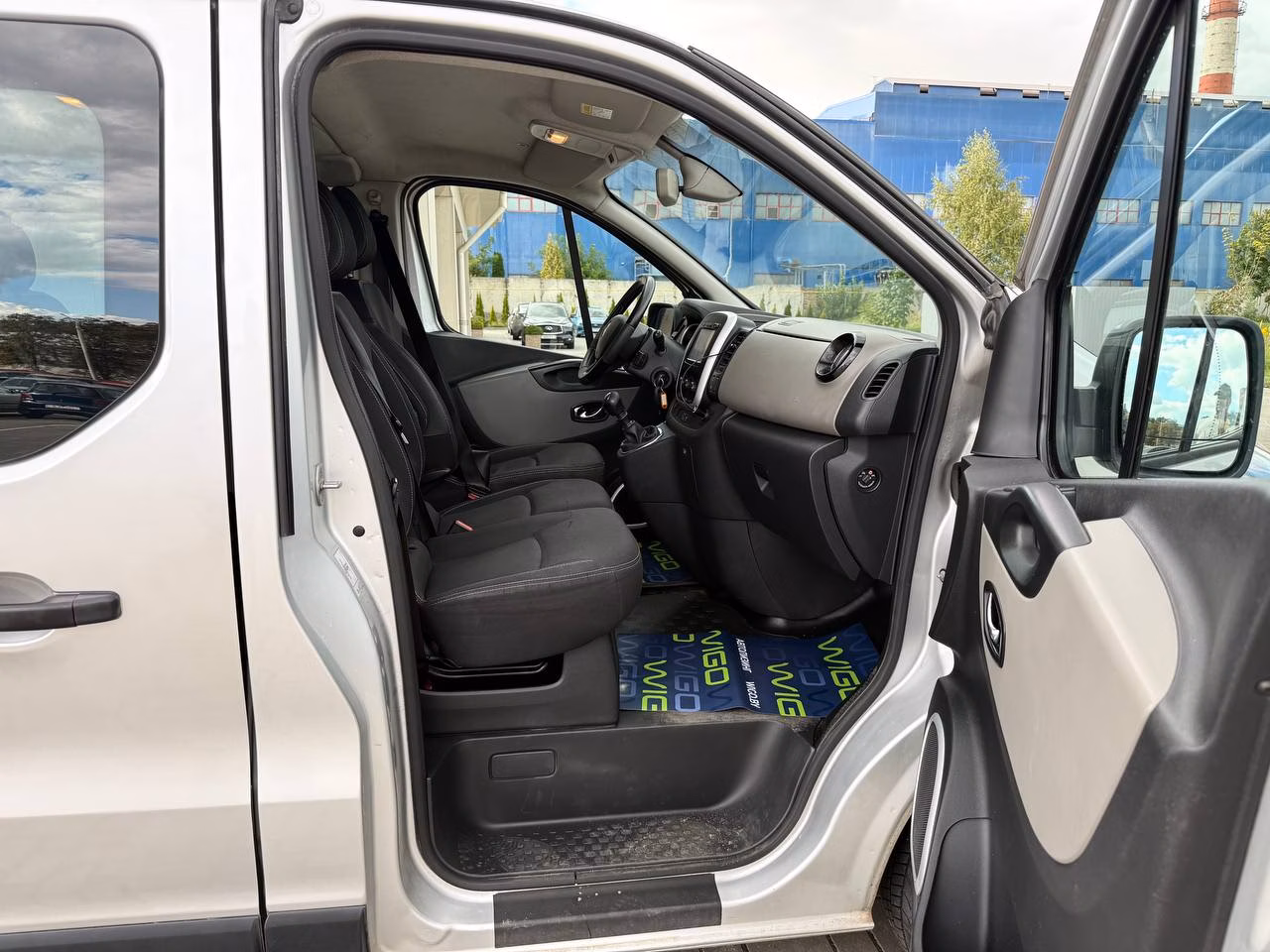 Renault Trafic фото 16