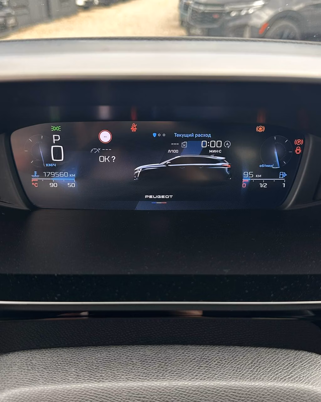 Peugeot 308 фото 12