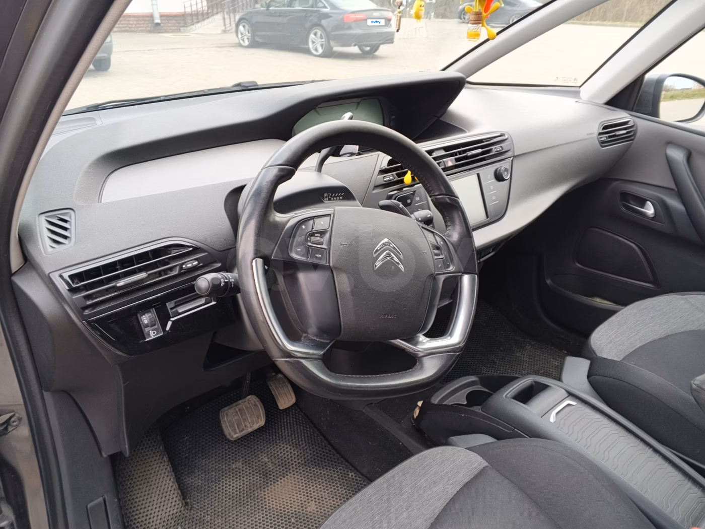 Citroen C4 Spacetourer фото 9