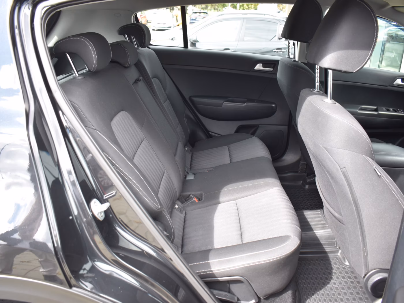 Kia Sportage фото 11