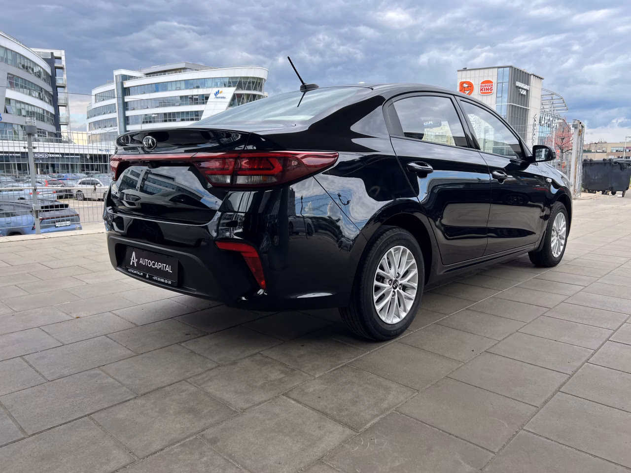 Kia Rio фото 8