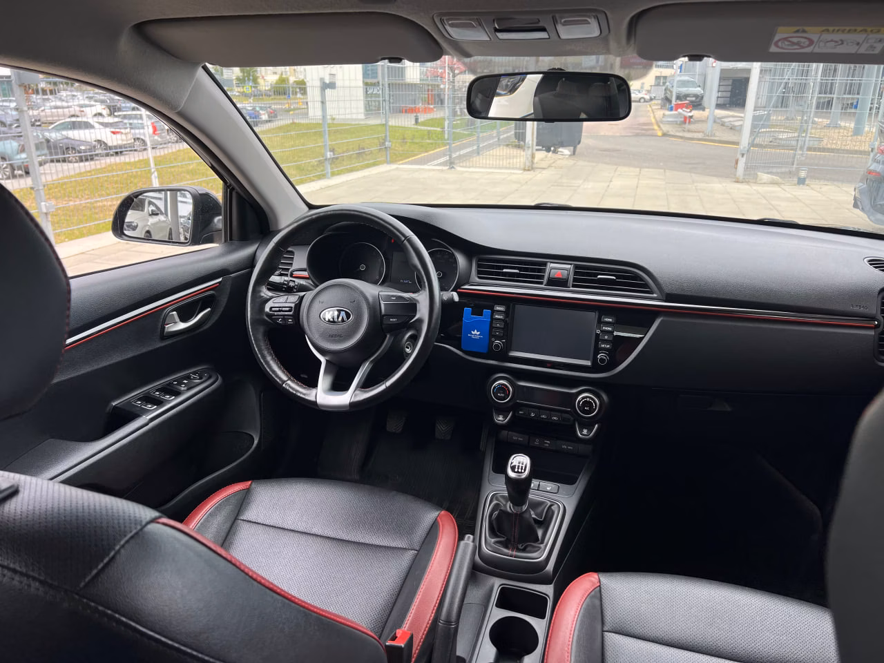 Kia Rio фото 12
