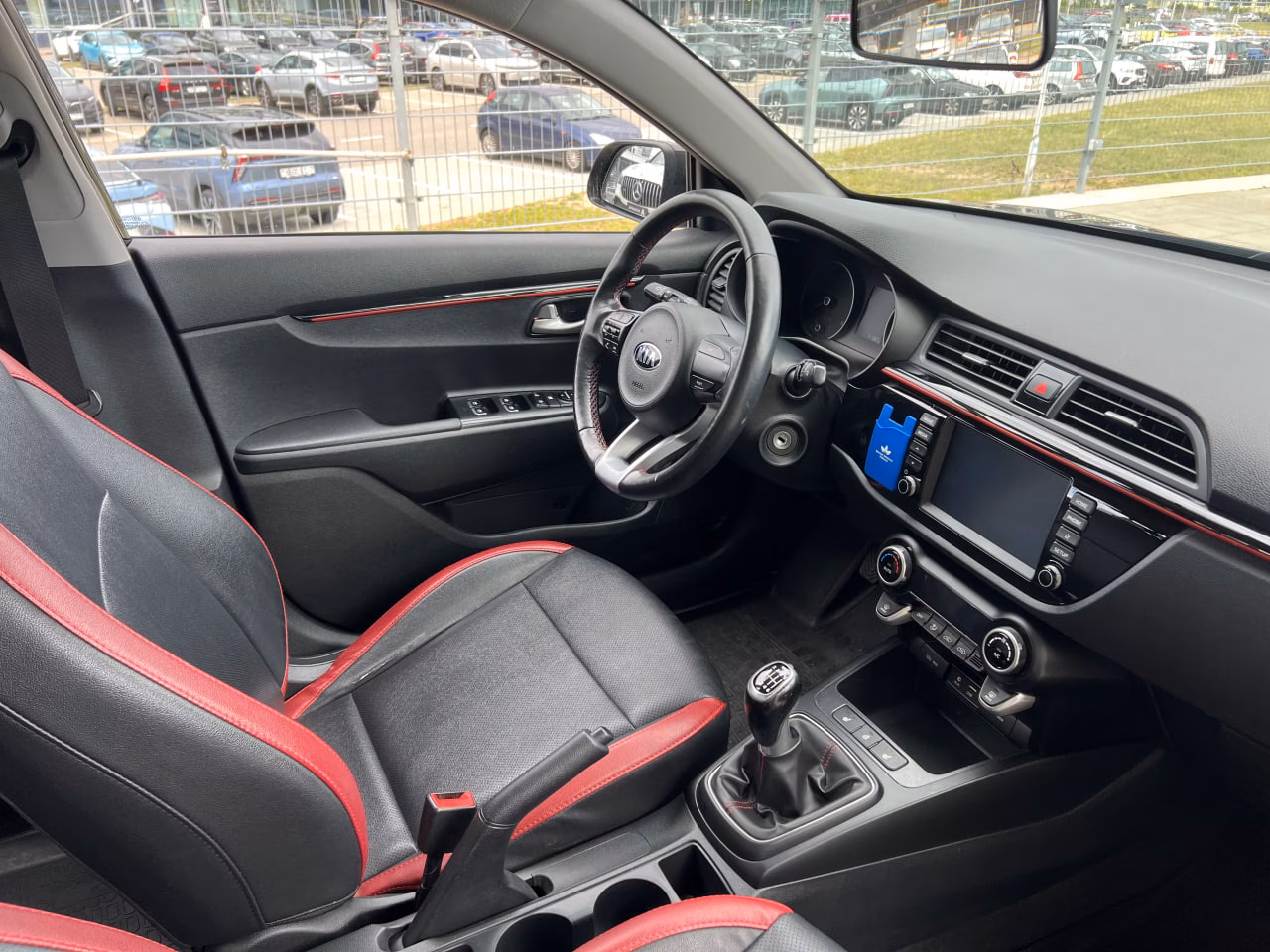 Kia Rio фото 13