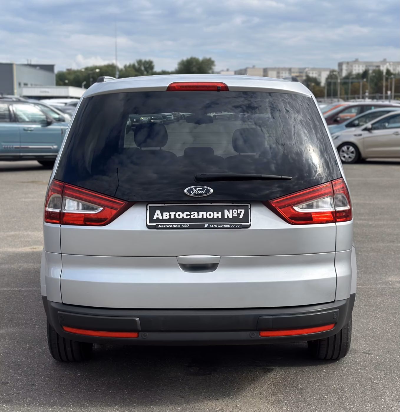 Ford Galaxy фото 6