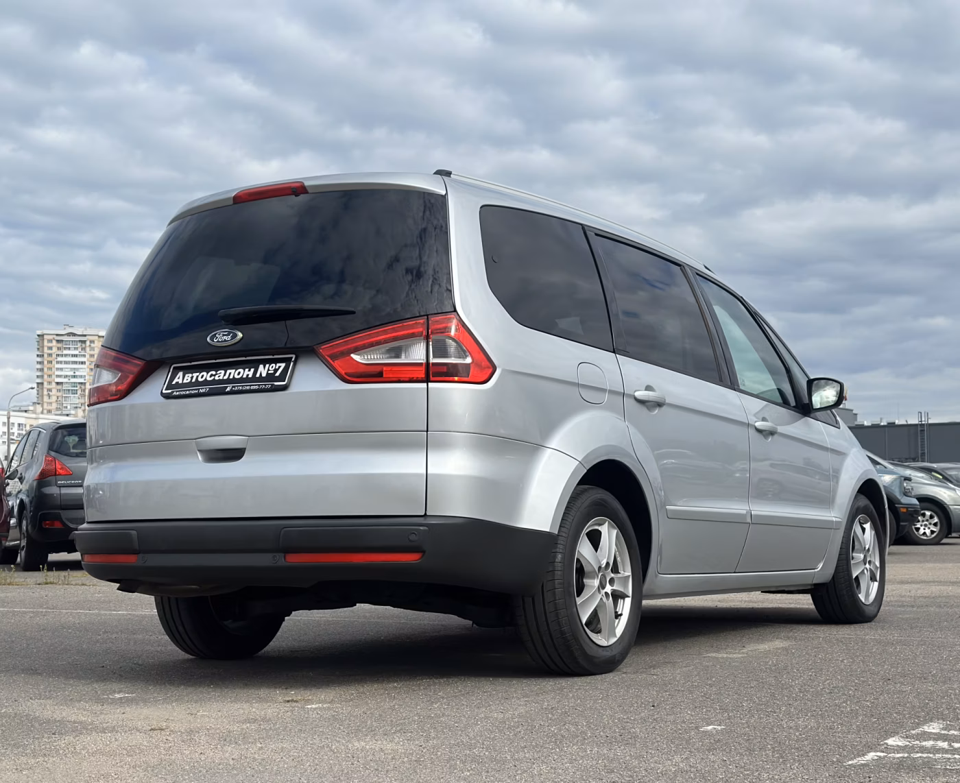 Ford Galaxy фото 5