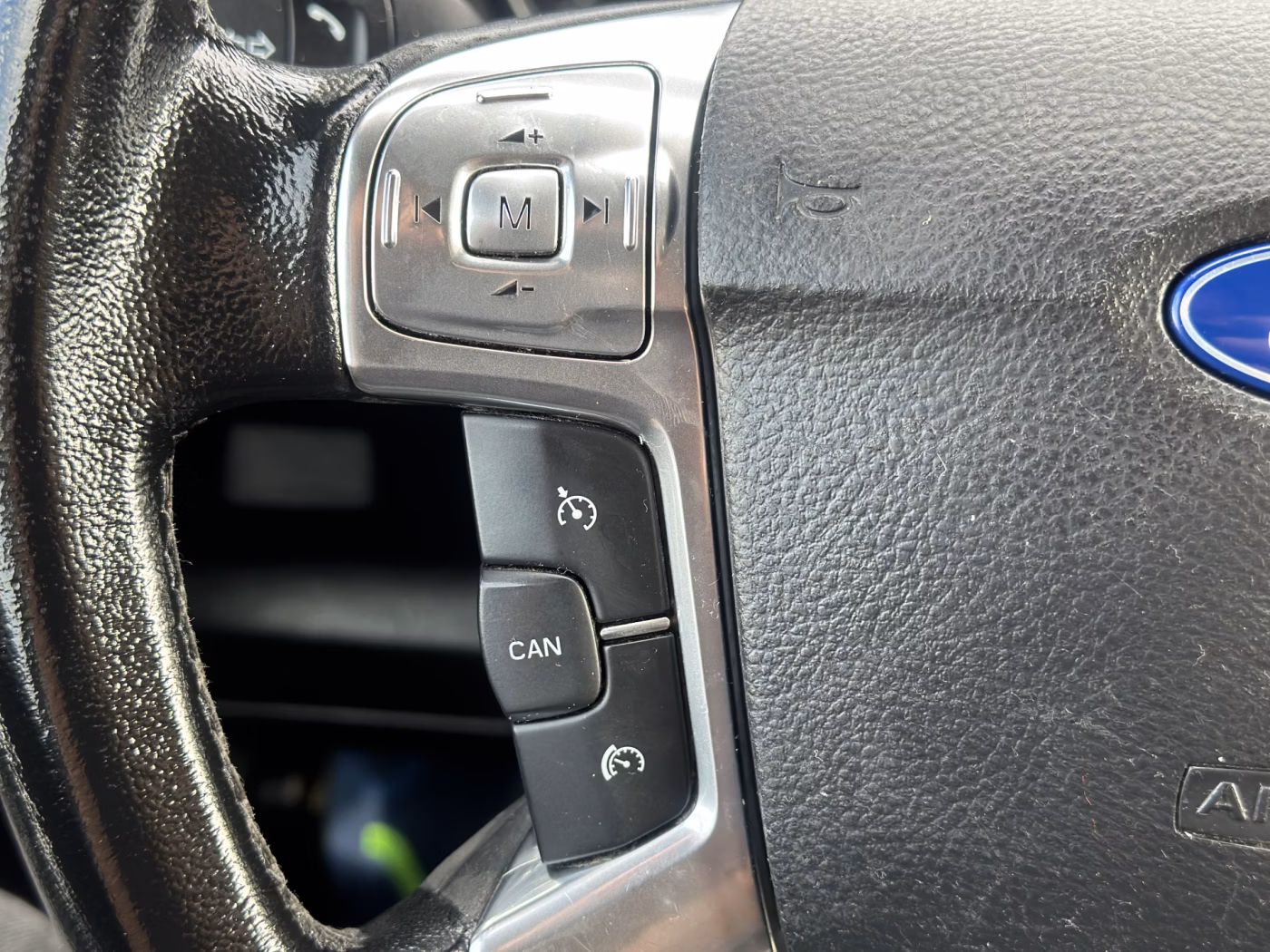 Ford Galaxy фото 17