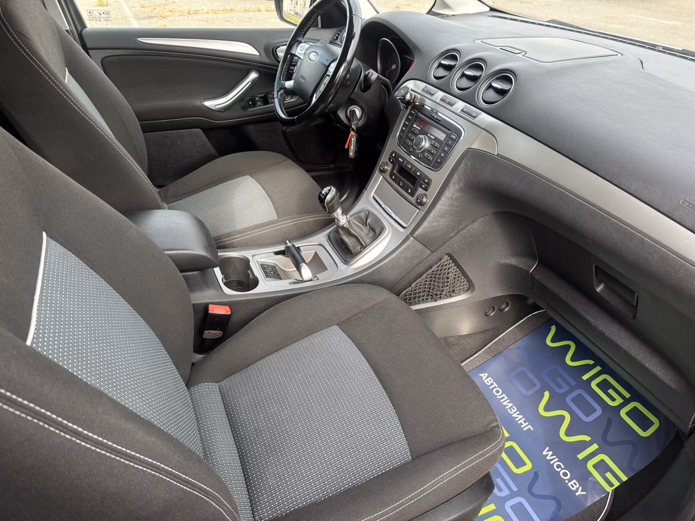 Ford Galaxy фото 12