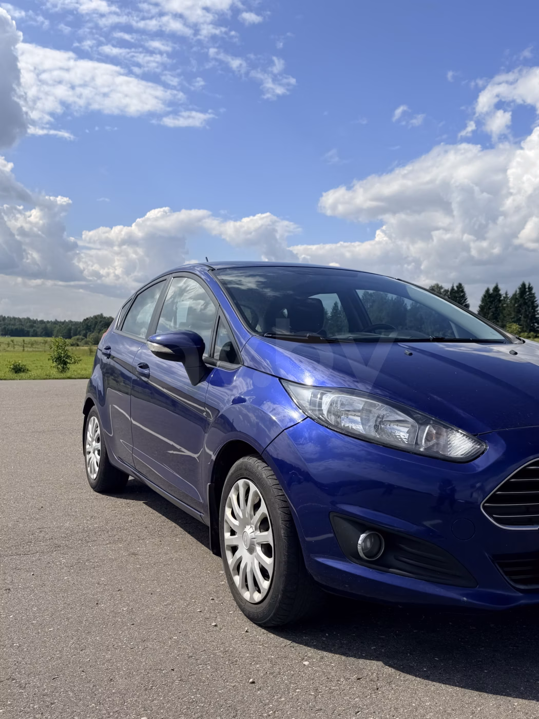 Ford Fiesta фото 9