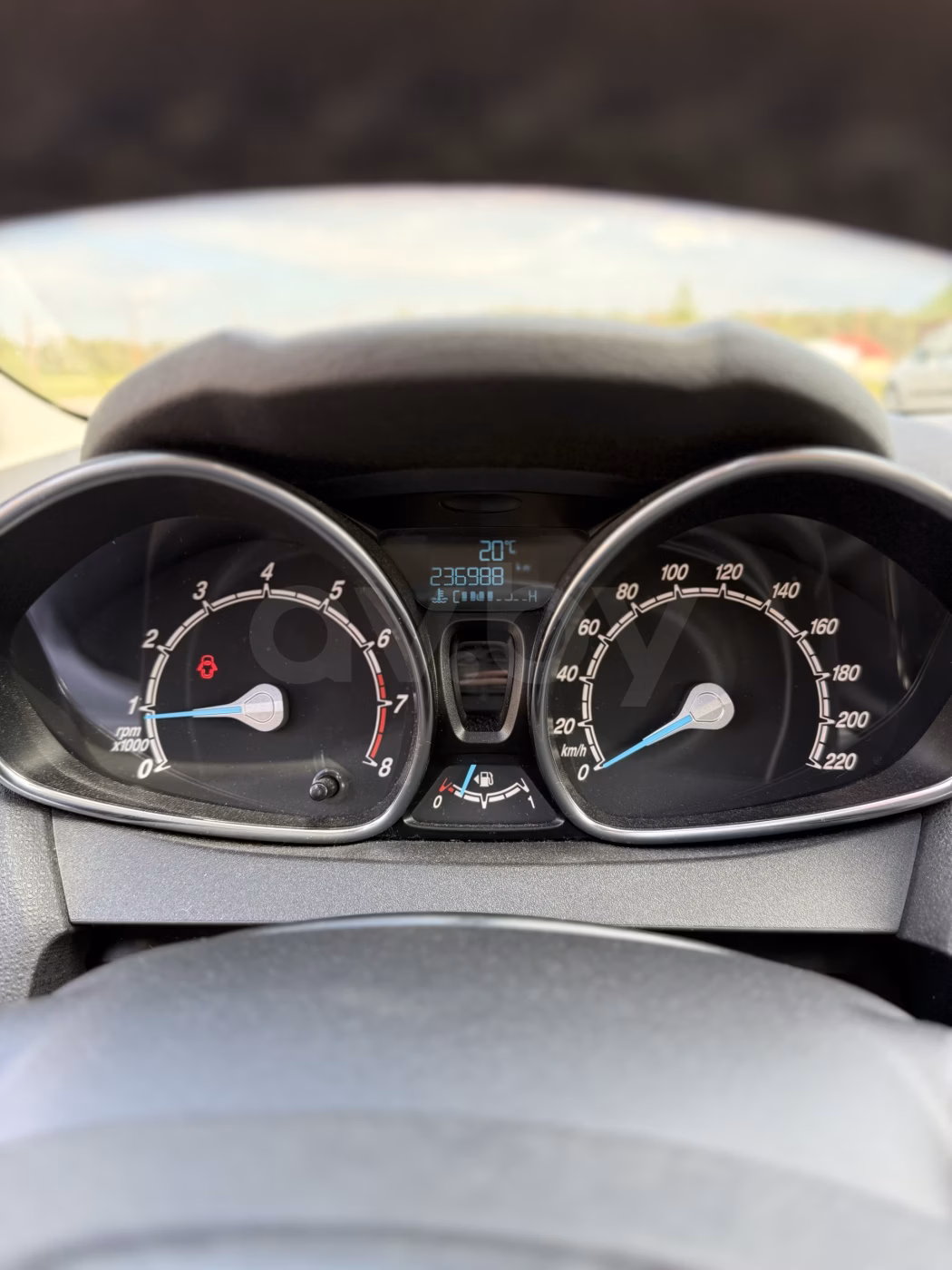 Ford Fiesta фото 10