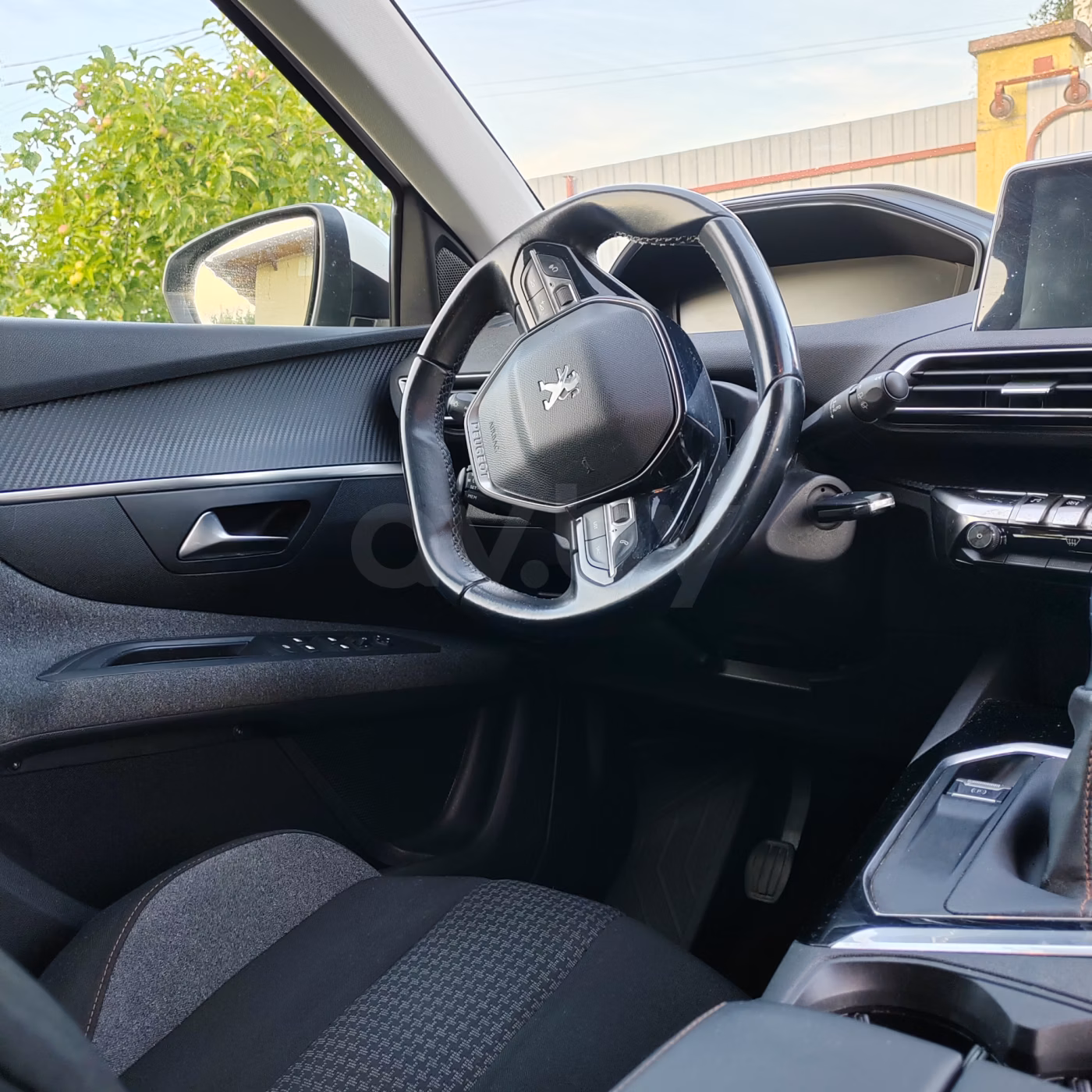 Peugeot 3008 фото 10