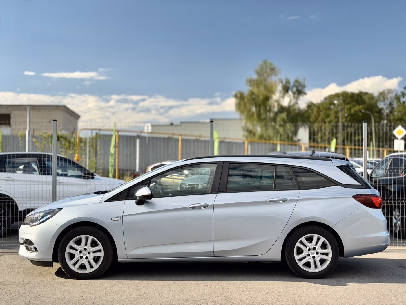 Opel Astra фото 10