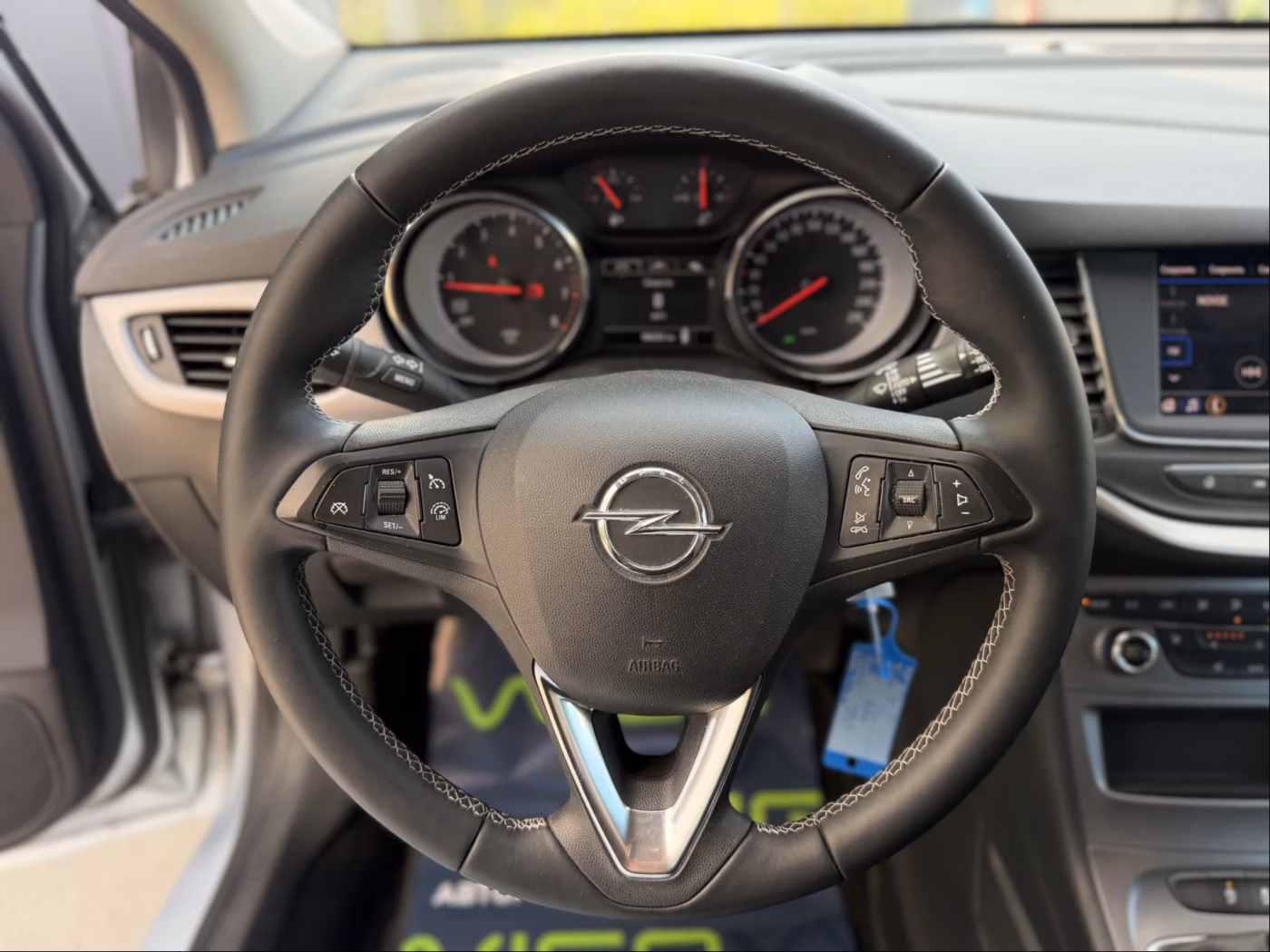 Opel Astra фото 19