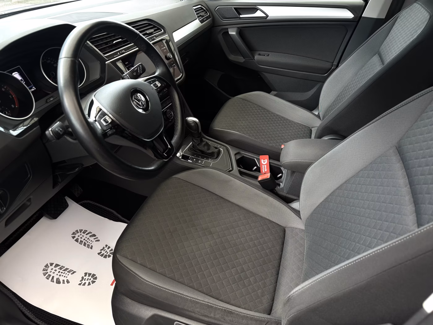 Volkswagen Tiguan фото 11