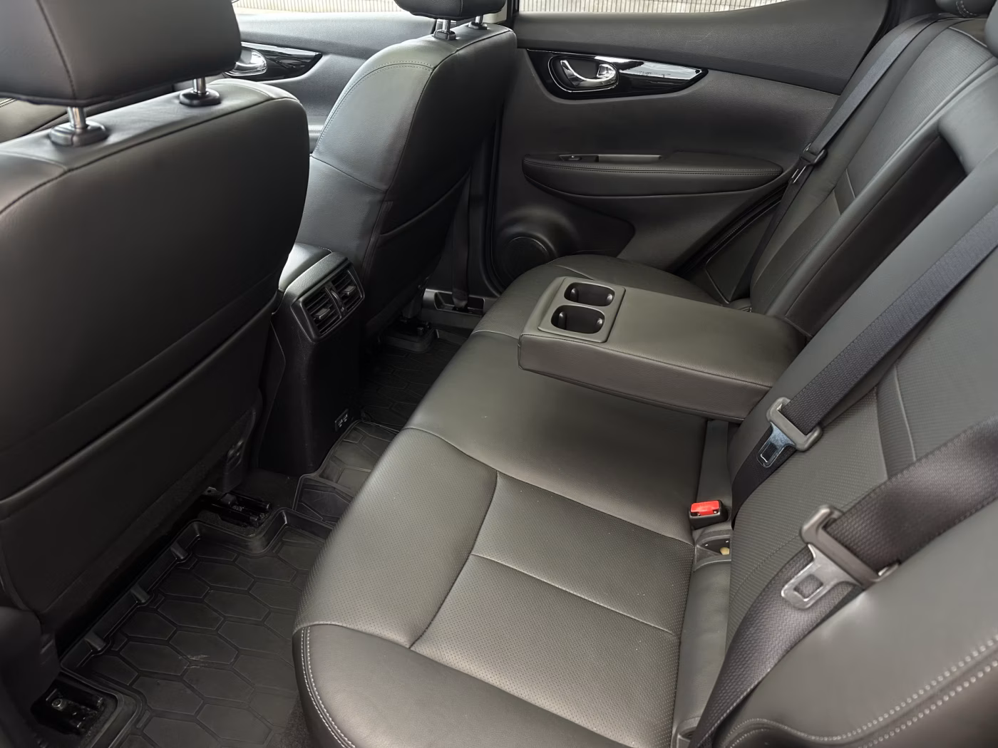Nissan Qashqai фото 12