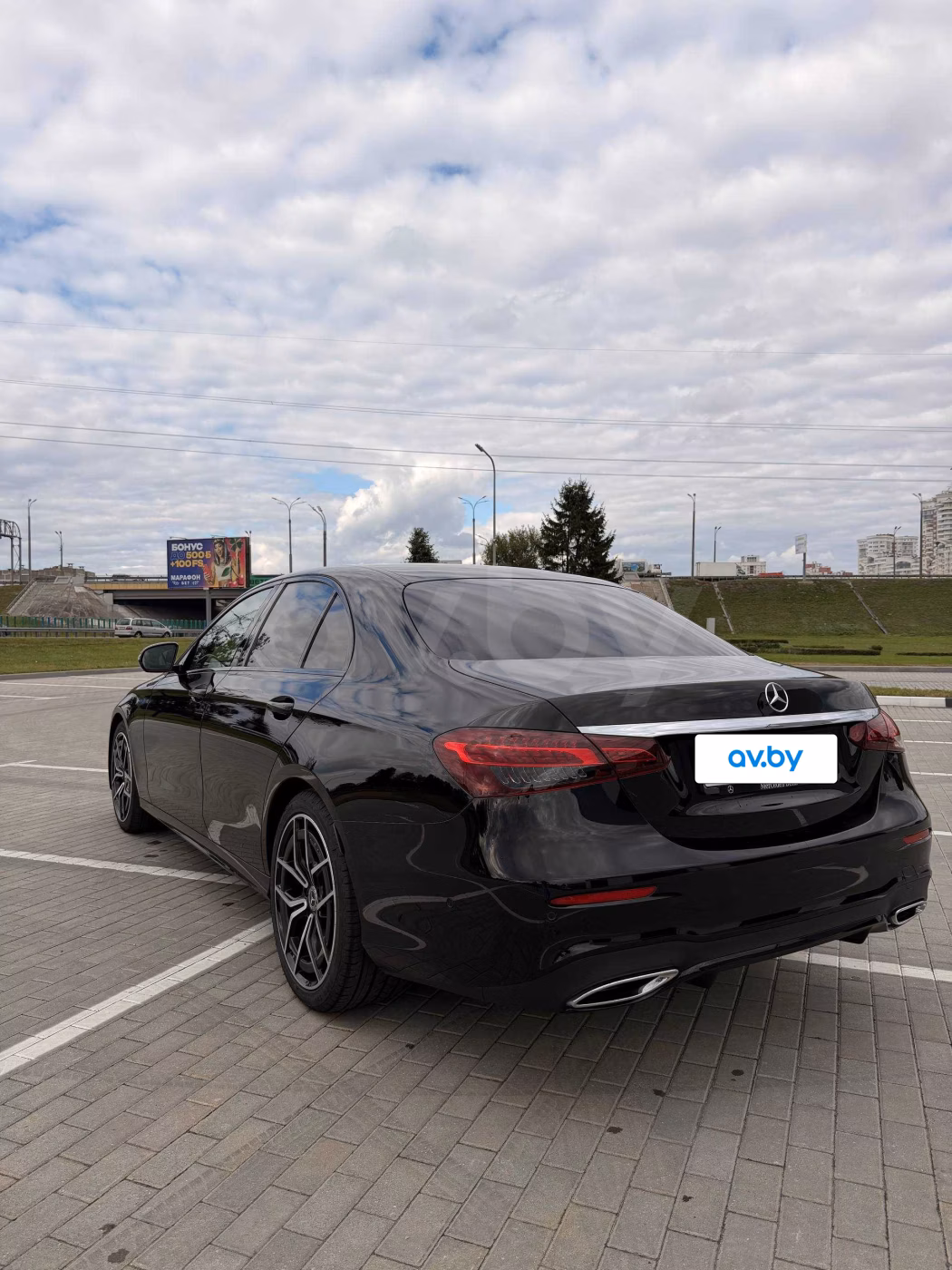 Mercedes-Benz E-Класс фото 4