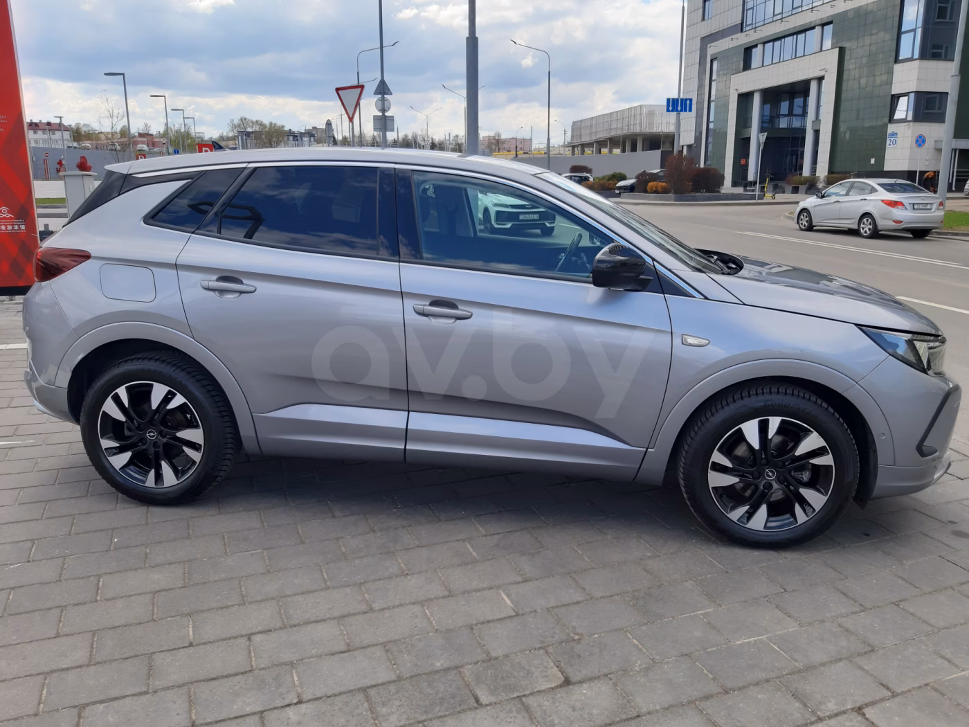 Opel Grandland X фото 6
