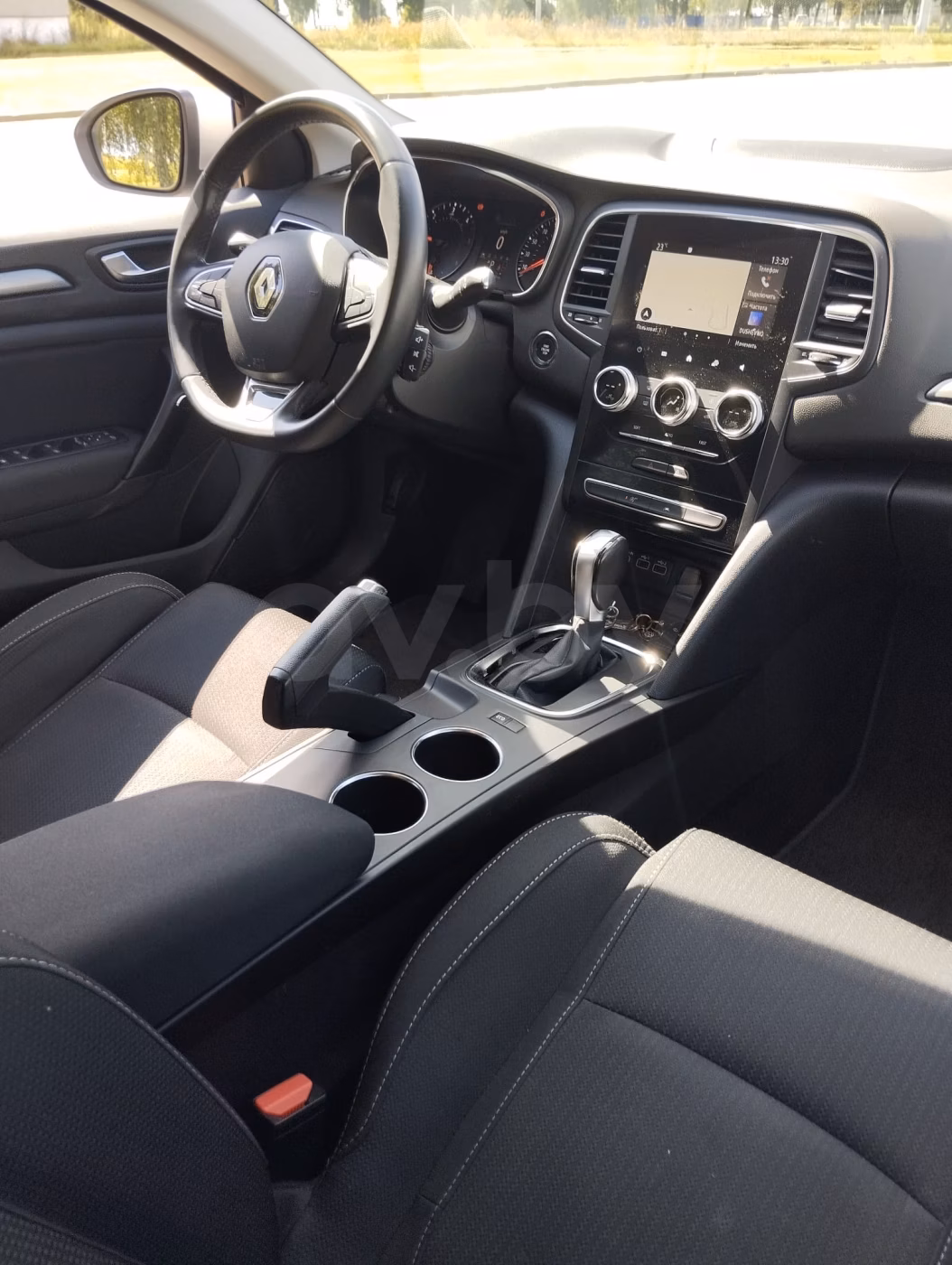 Renault Megane фото 7