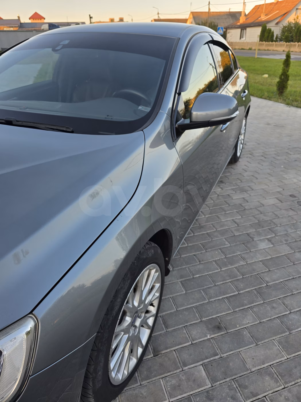 Volvo S60 фото 7