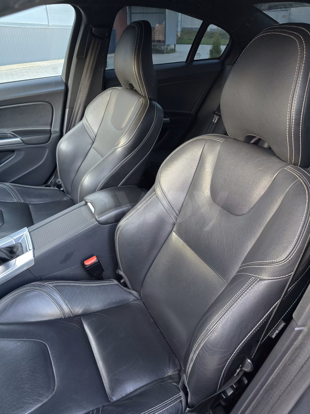 Volvo S60 фото 4