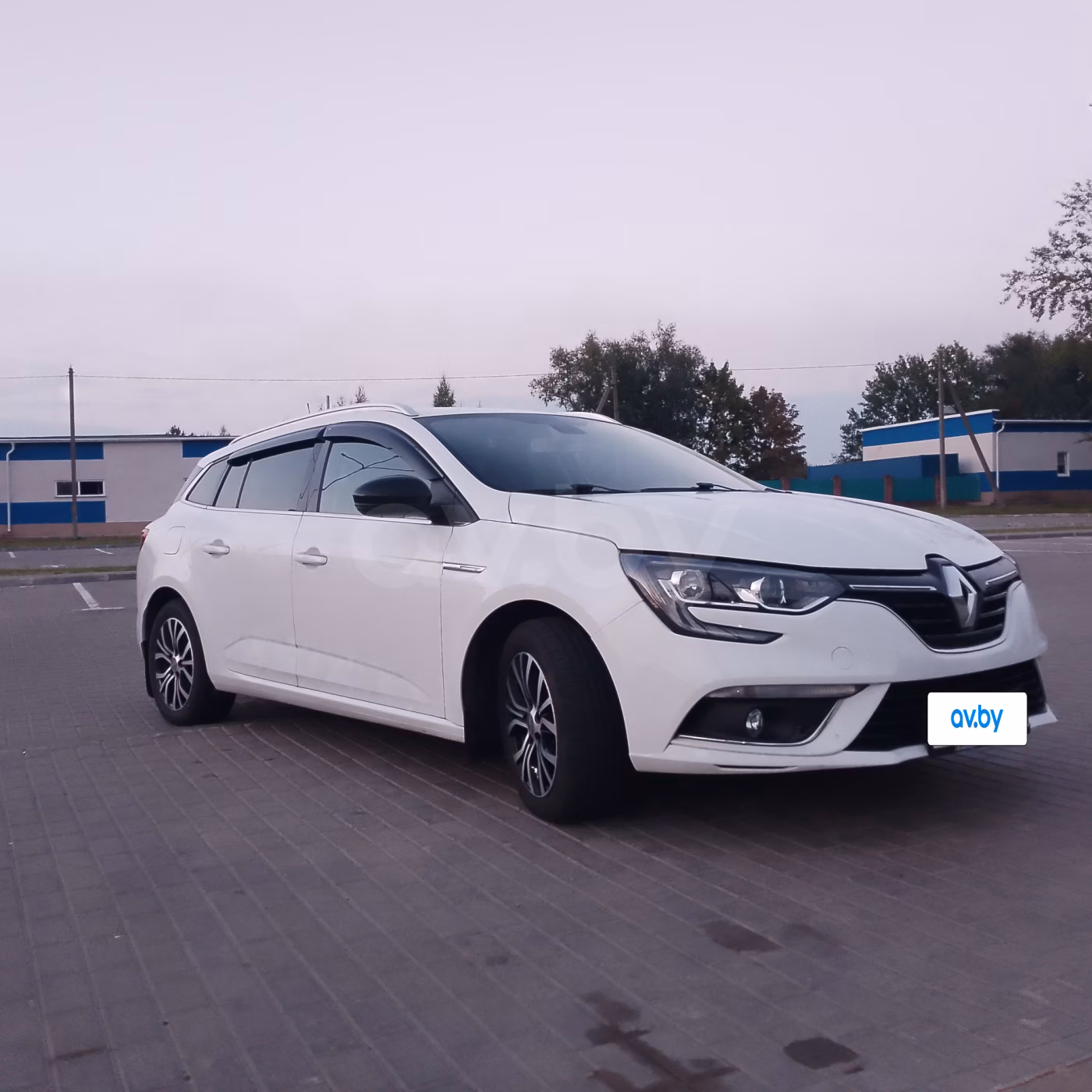Renault Megane фото 13