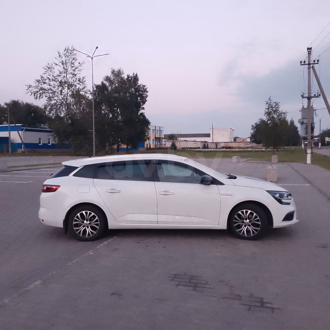 Renault Megane фото 11