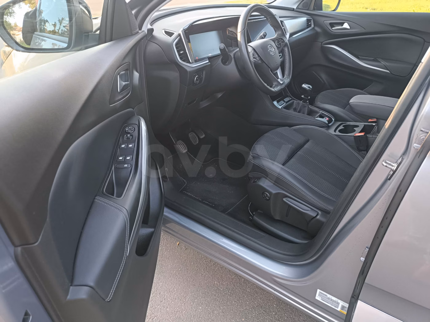 Opel Grandland X фото 15