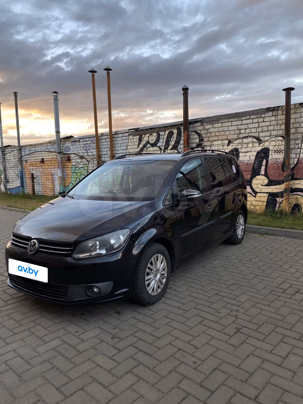 Volkswagen Touran фото 2
