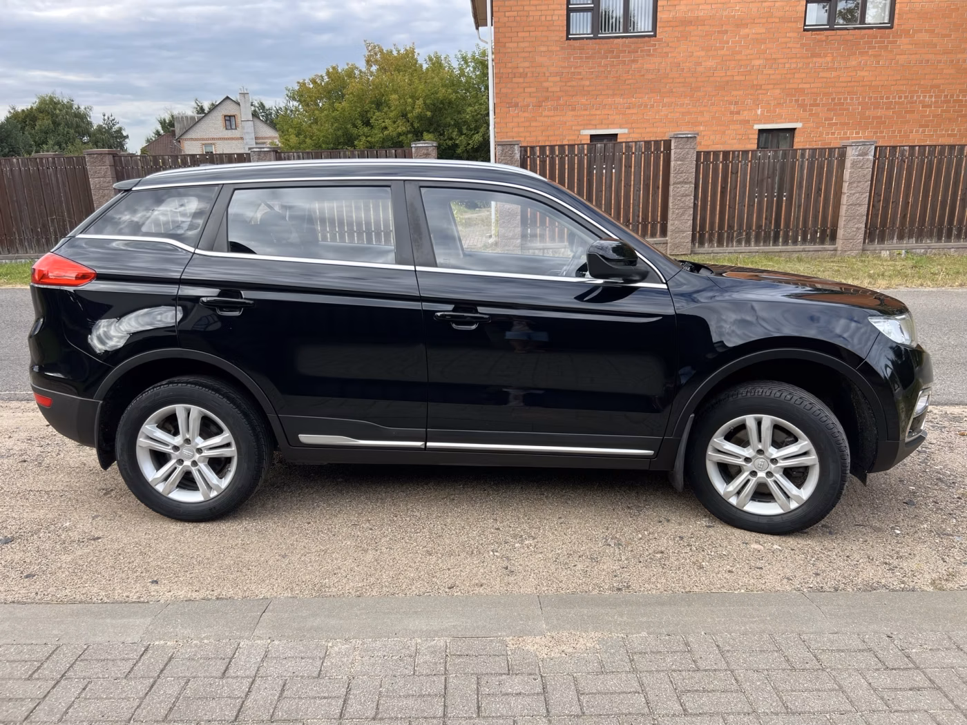 Geely Atlas фото 22
