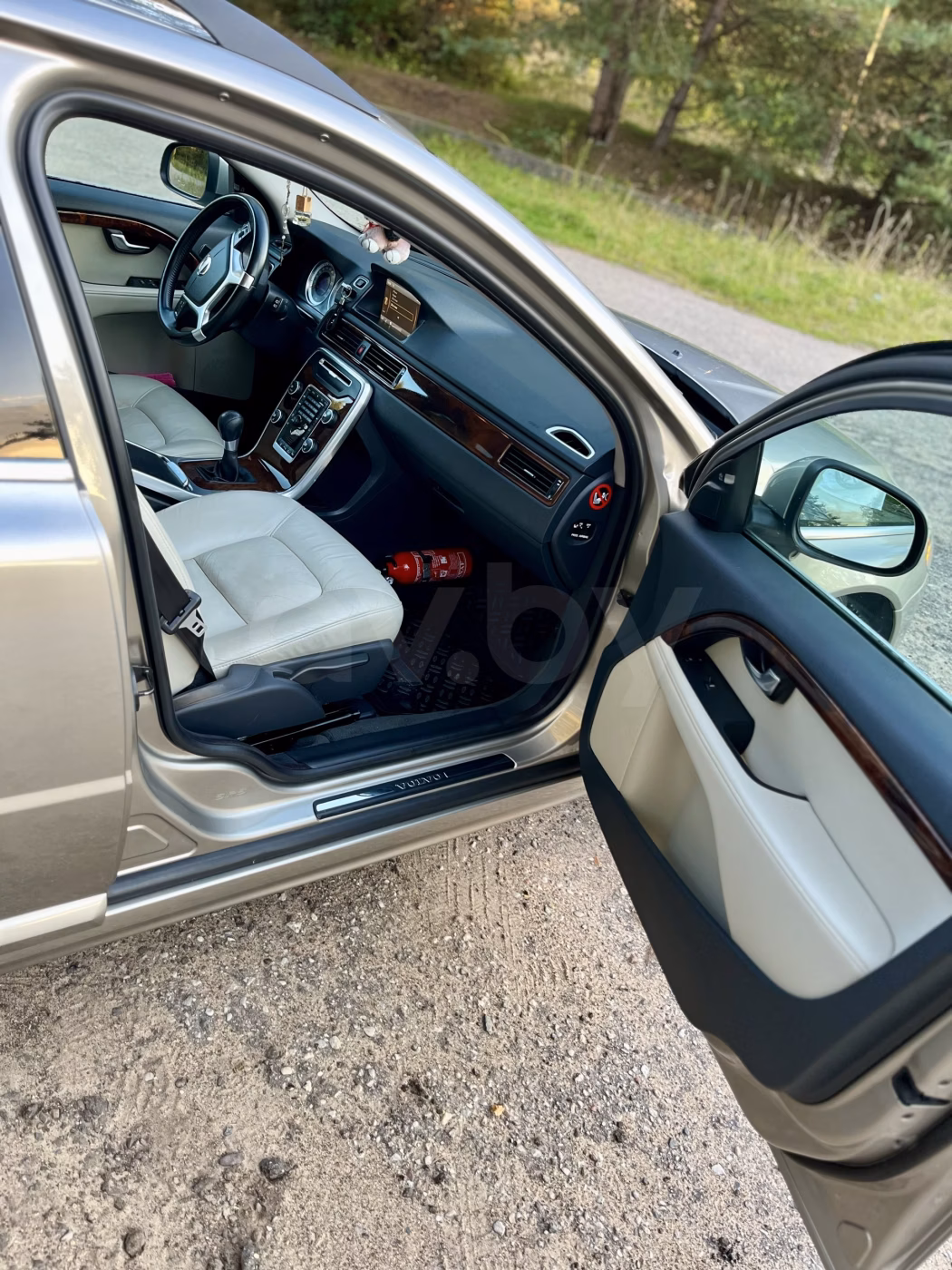 Volvo V70 фото 13