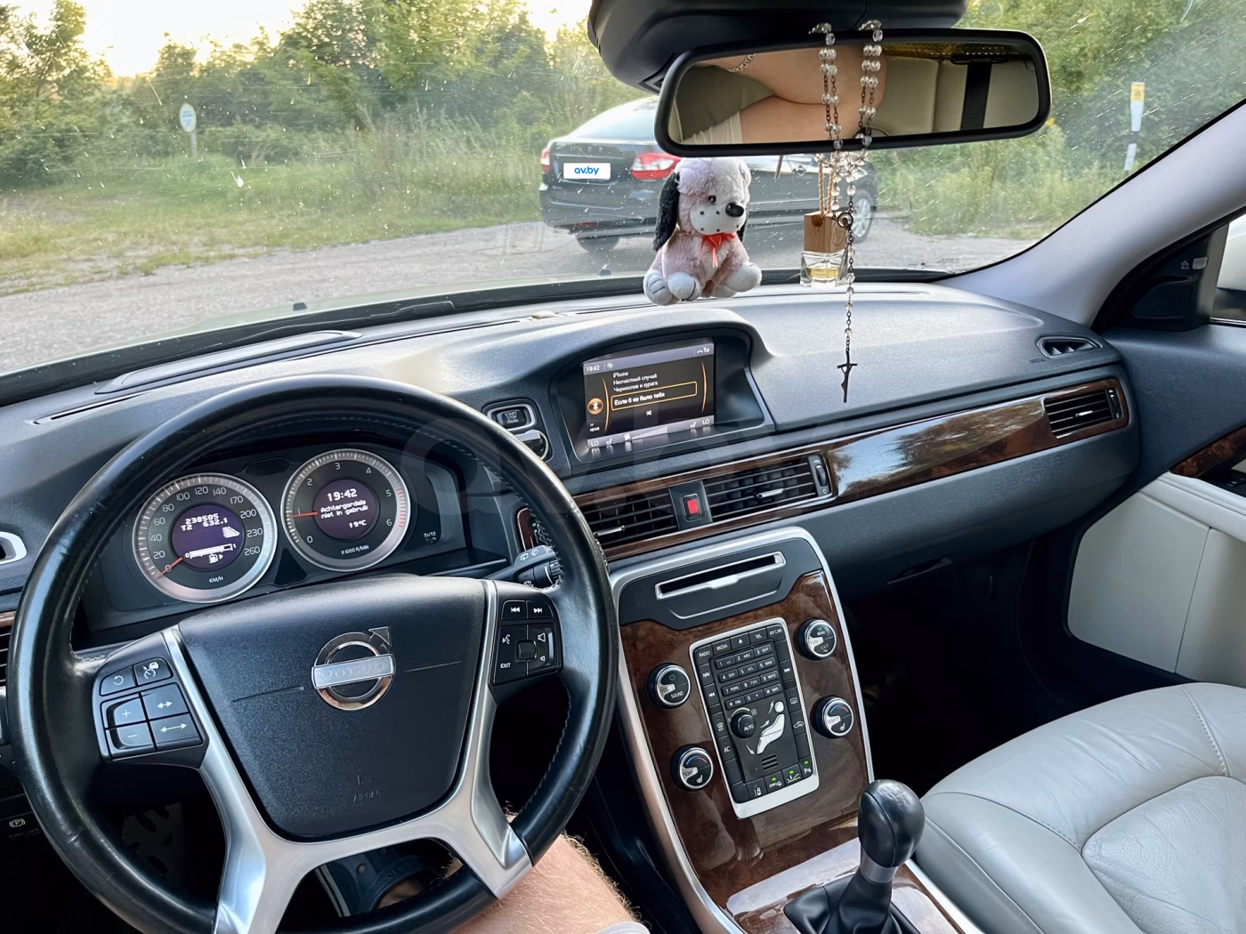 Volvo V70 фото 16