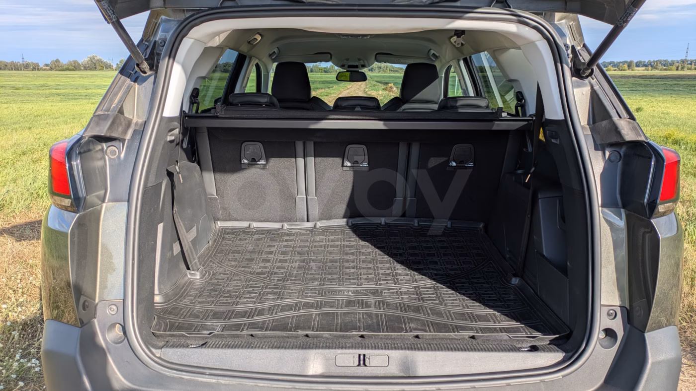 Peugeot 5008 фото 10