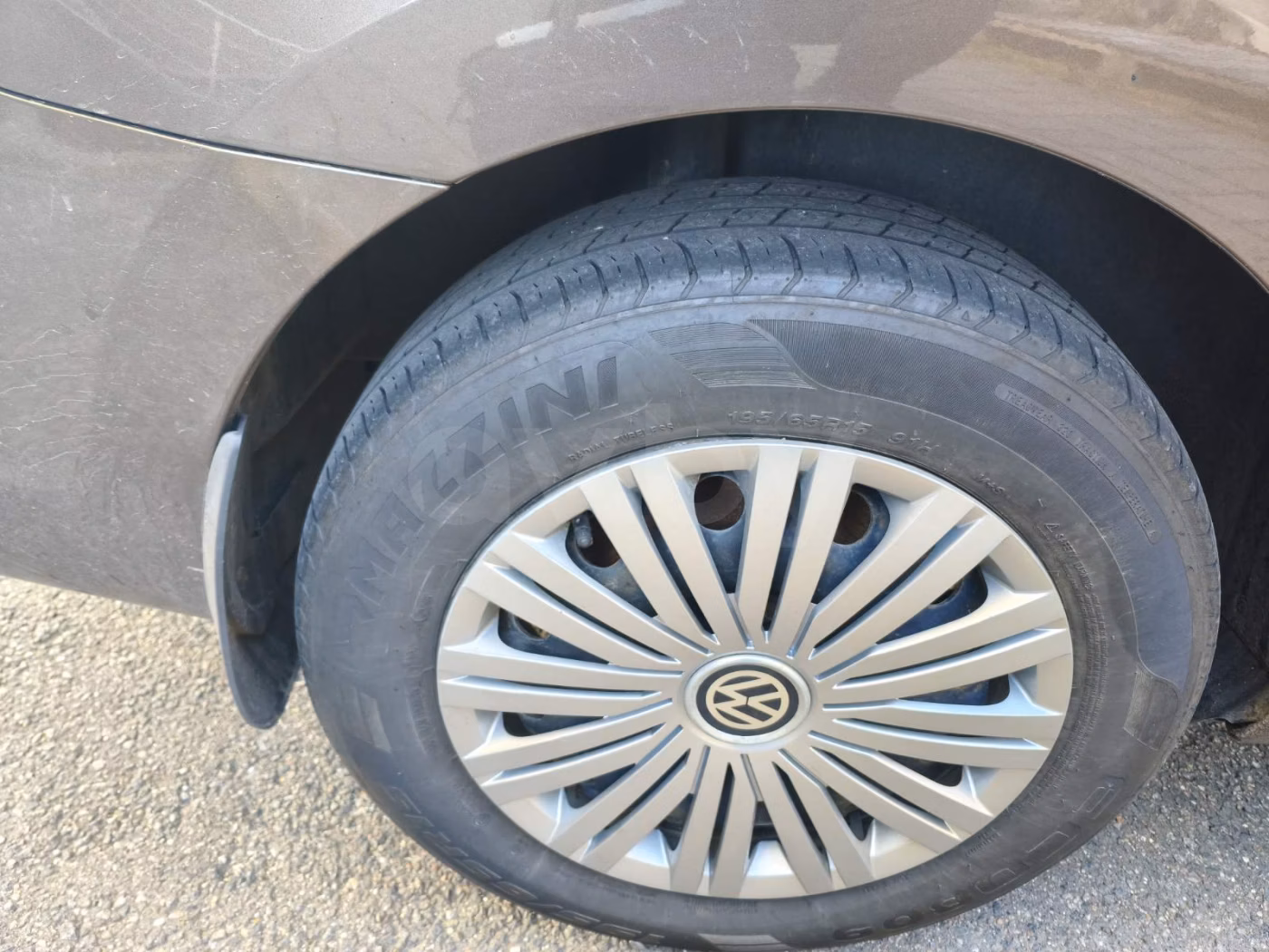 Volkswagen Polo Sedan фото 7