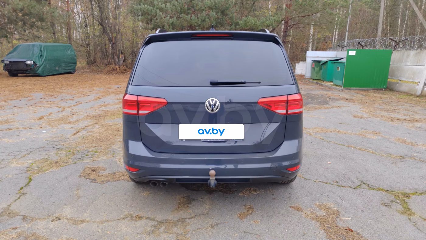 Volkswagen Touran фото 12
