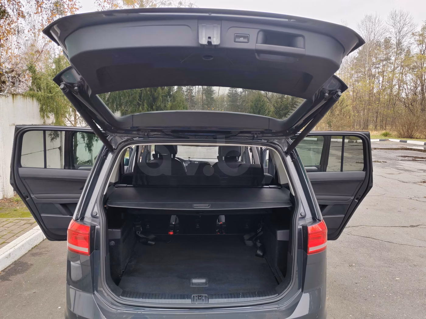 Volkswagen Touran фото 6