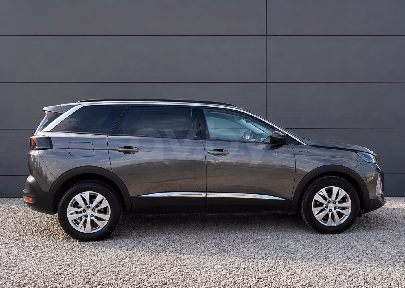 Peugeot 5008 фото 8