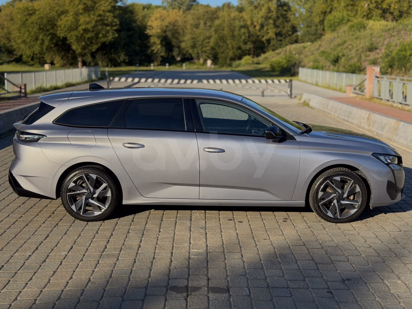 Peugeot 308 фото 9
