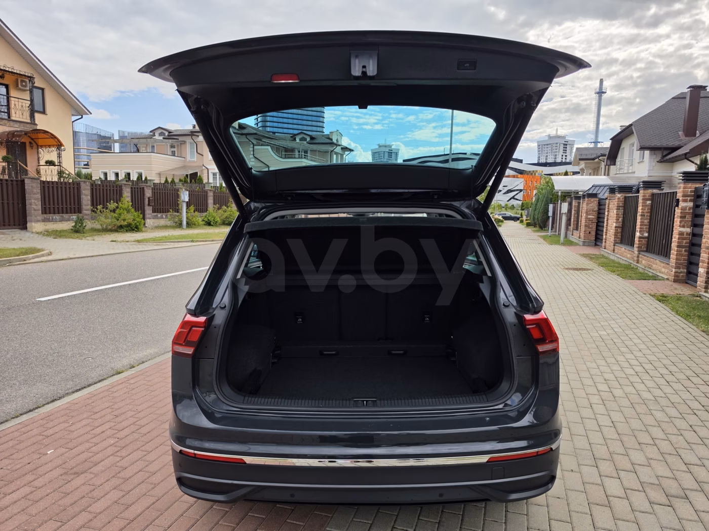 Volkswagen Tiguan фото 8