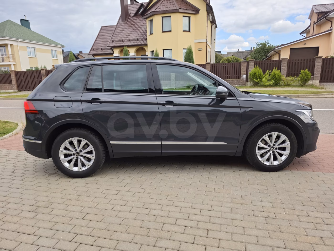 Volkswagen Tiguan фото 3