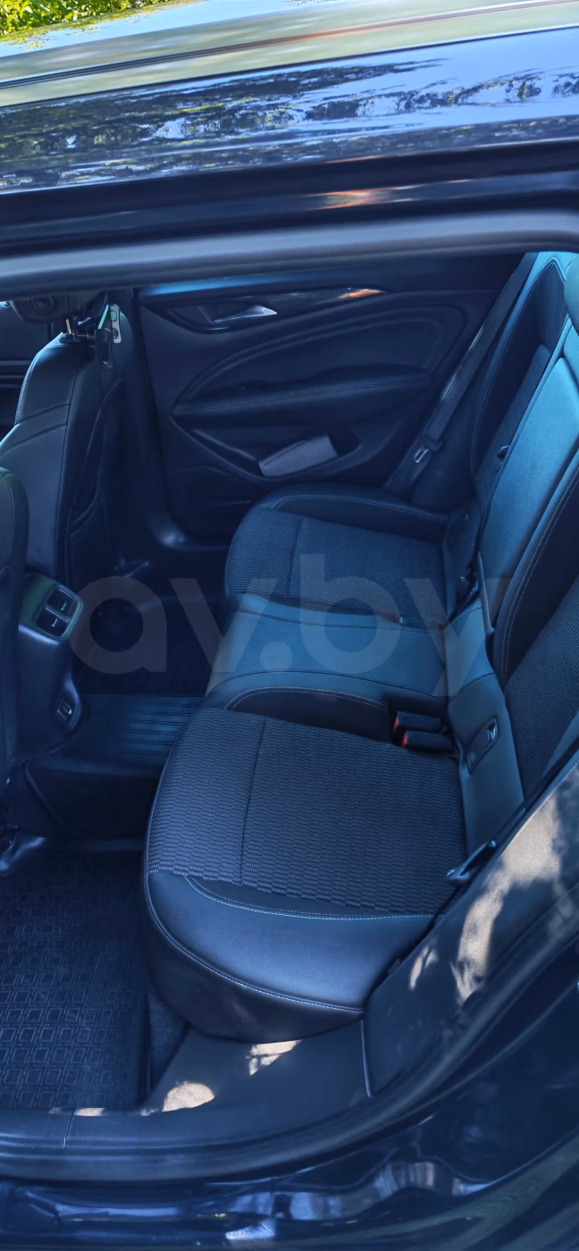 Opel Insignia фото 14