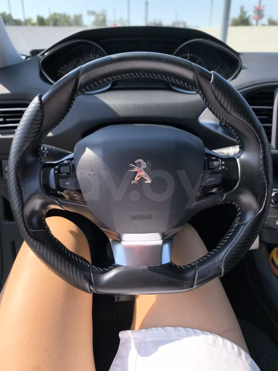 Peugeot 308 фото 8