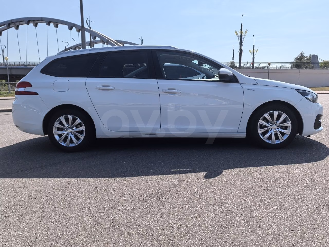 Peugeot 308 фото 3