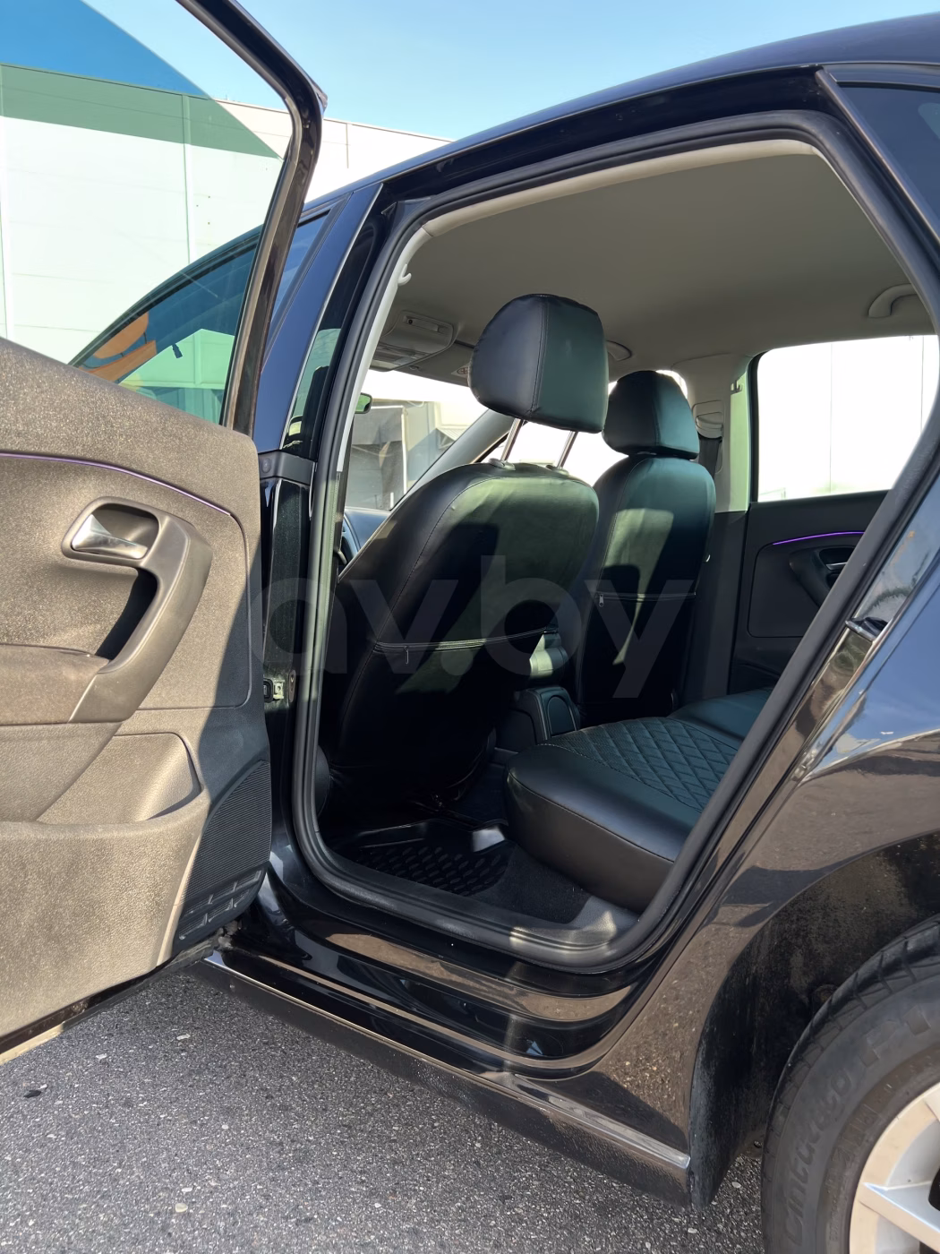 Volkswagen Polo Sedan фото 13