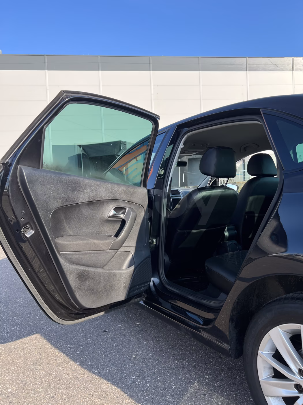 Volkswagen Polo Sedan фото 16