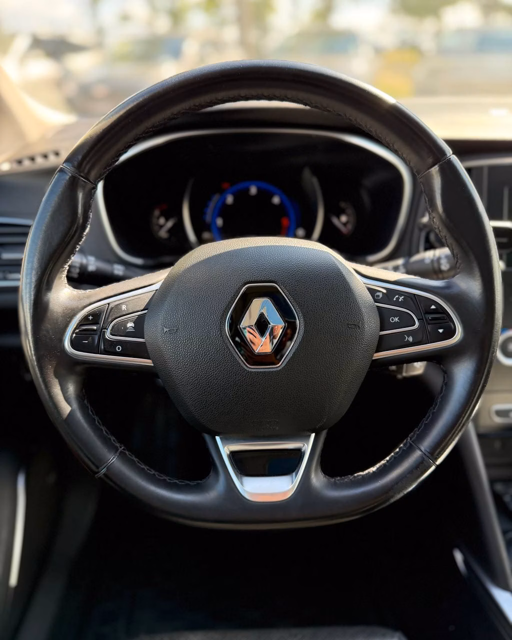 Renault Megane фото 18